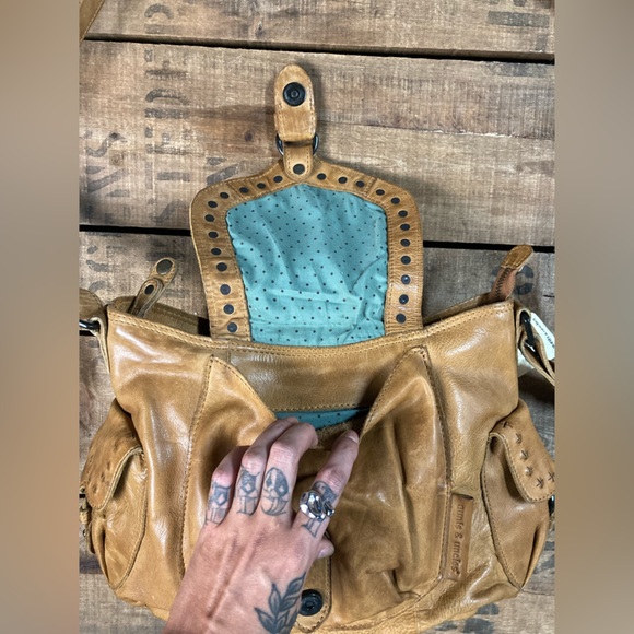 Walnut Hand bag | Tasche | Aunts & Uncles - Picture 5 of 8